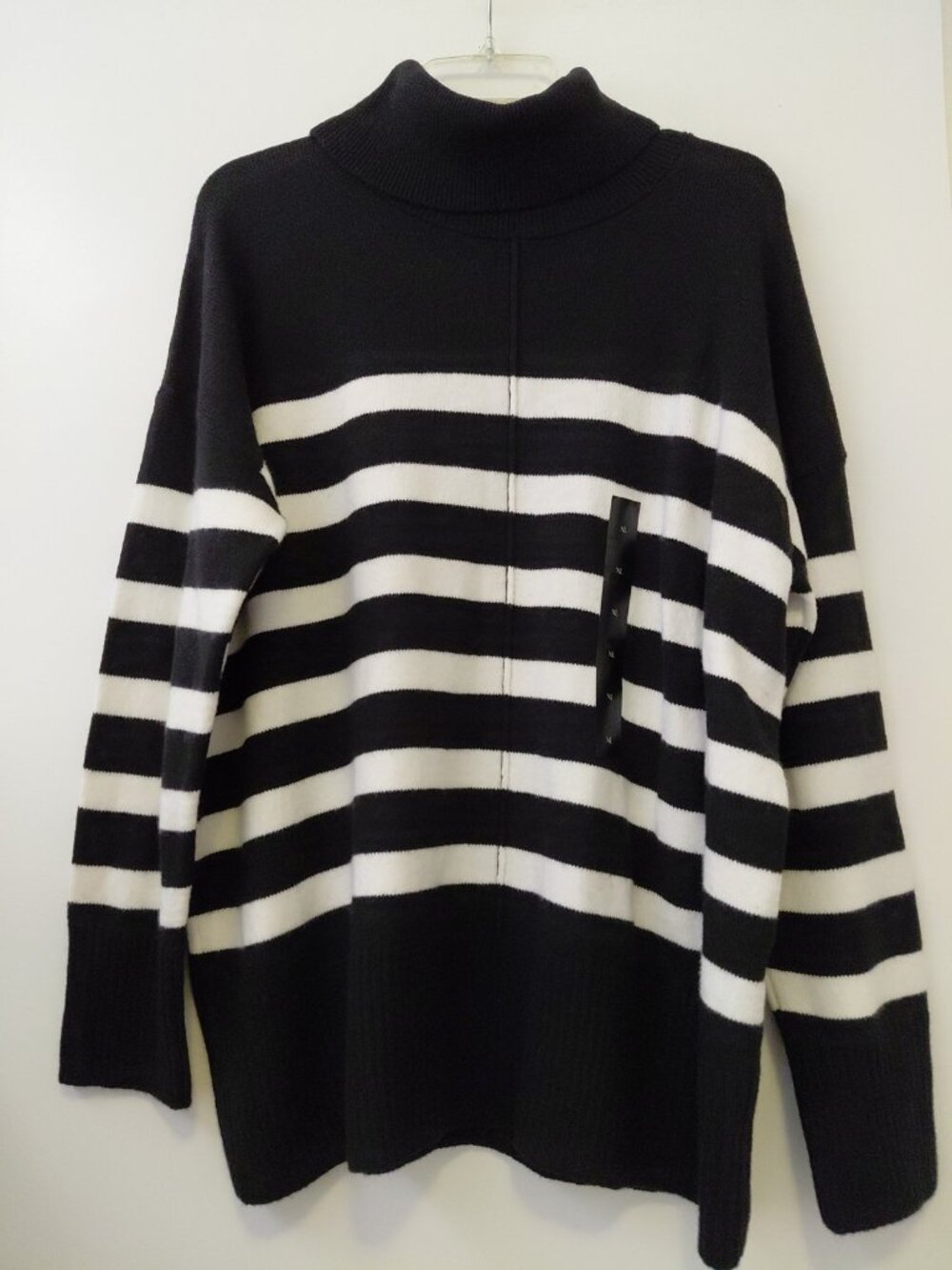 Banana Republic Turtleneck Sweater Black & White Mariner Stripe XL NWT